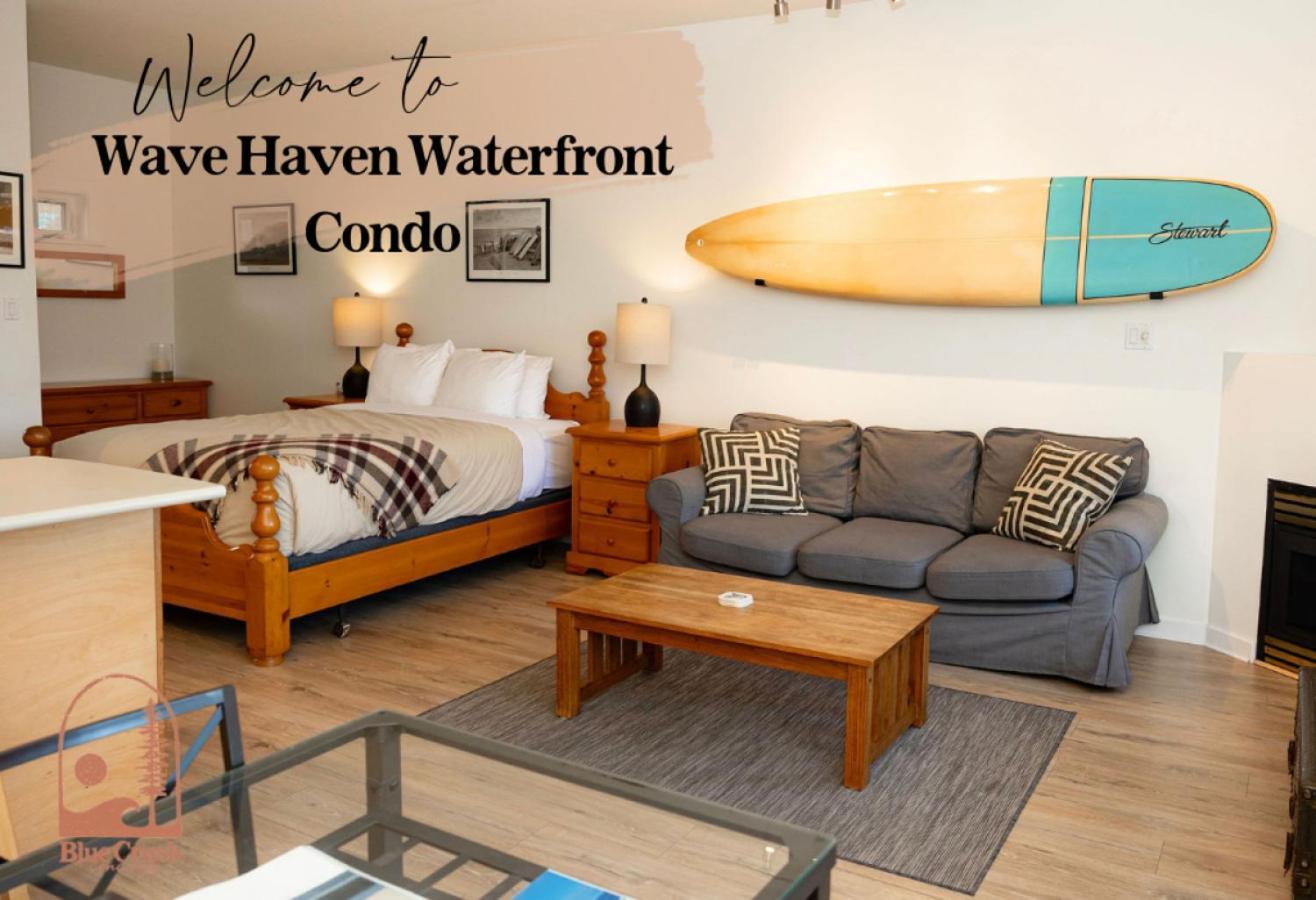 Wave Haven Waterfront Condo Hotel Тофино Екстериор снимка